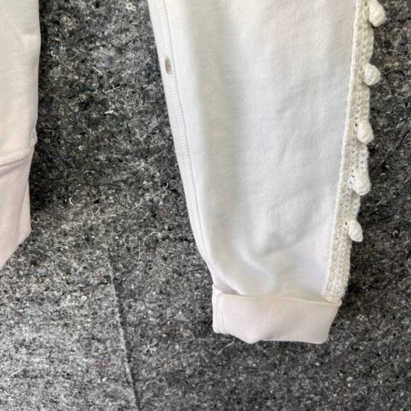 Levi's Hoodie Womens Large White Made Crafted Crochet Kangaroo Pockets Pullover - Picture 15 of 15